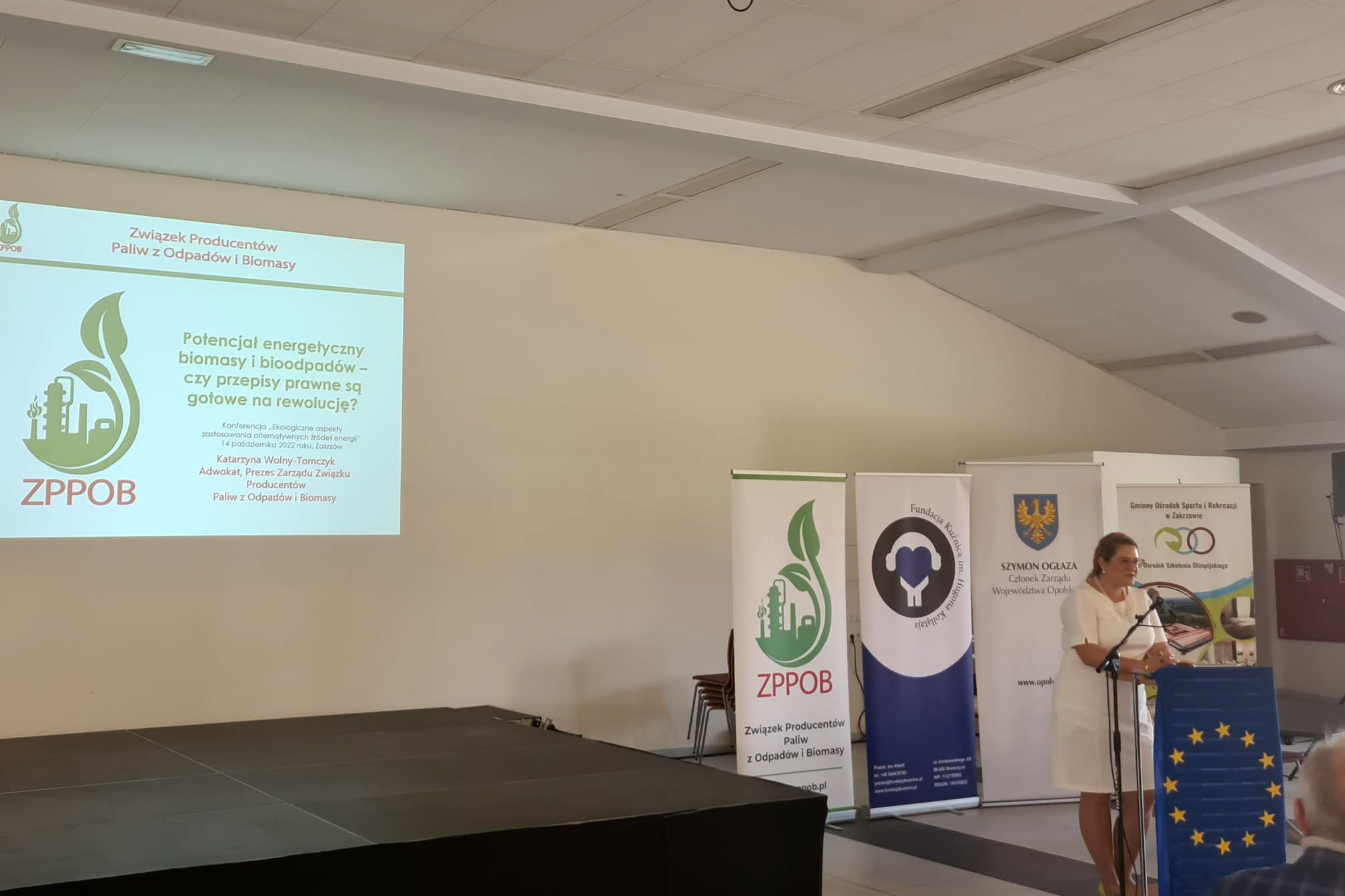 Pani Prezes Katarzyna Wolny – Tomczyk wystąpiła jako ZPPOB podczas konferencji „Ekologiczne aspekty zastosowania alternatywnych źródeł energii”